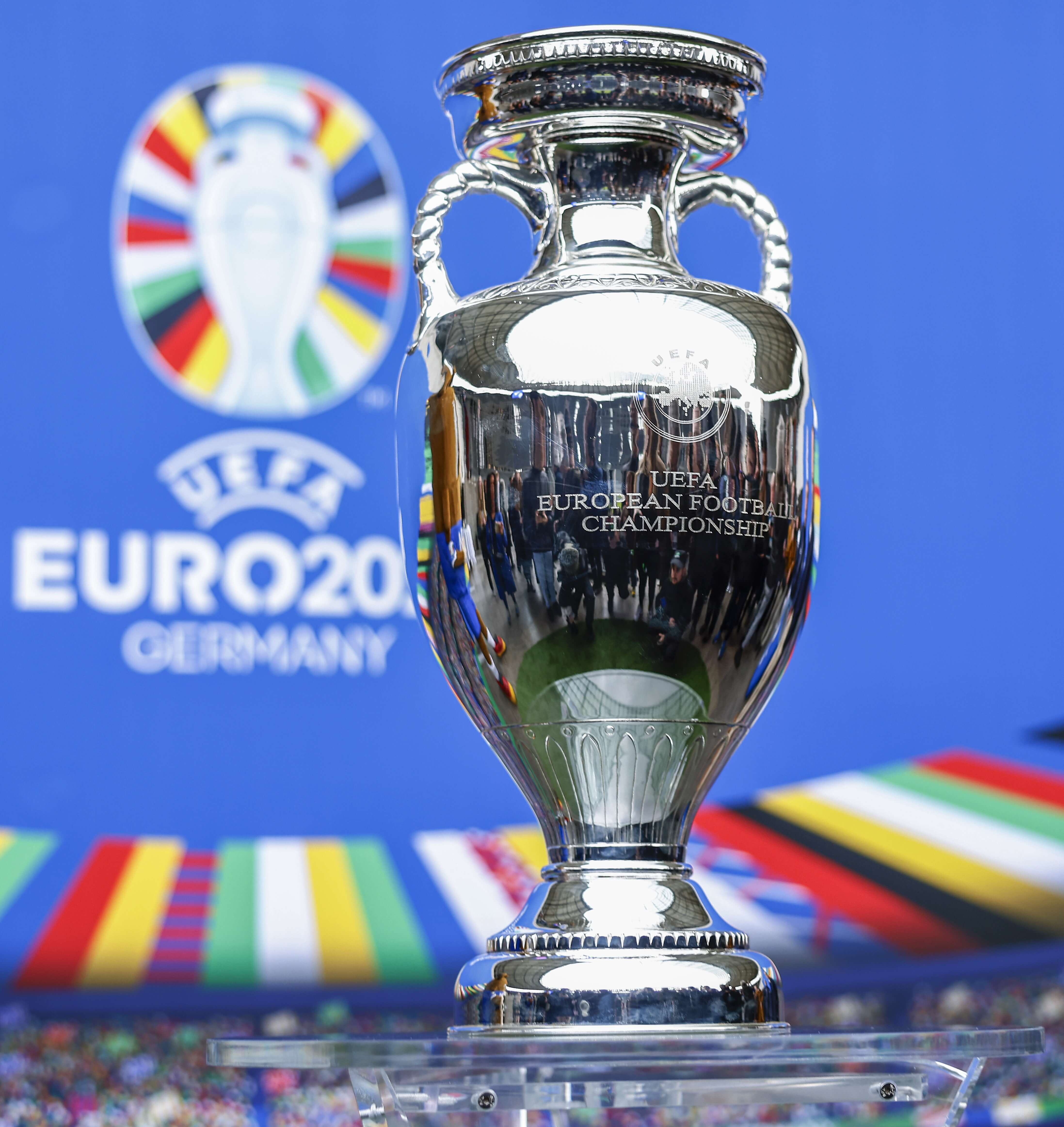 欧洲杯VAR效率高于欧冠：平均核查时间仅51秒